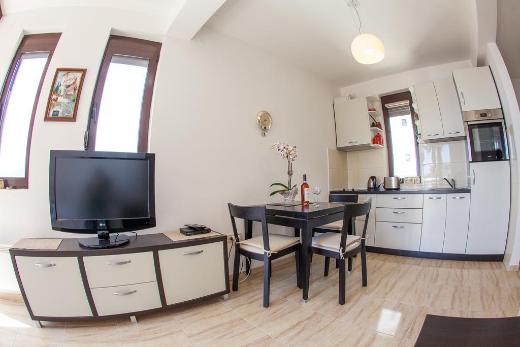 Apartments Lumiere Рафаїловичі Екстер'єр фото
