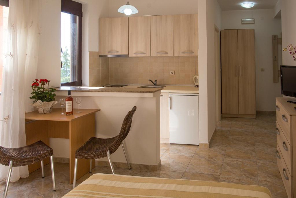 Apartments Lumiere Рафаїловичі Екстер'єр фото